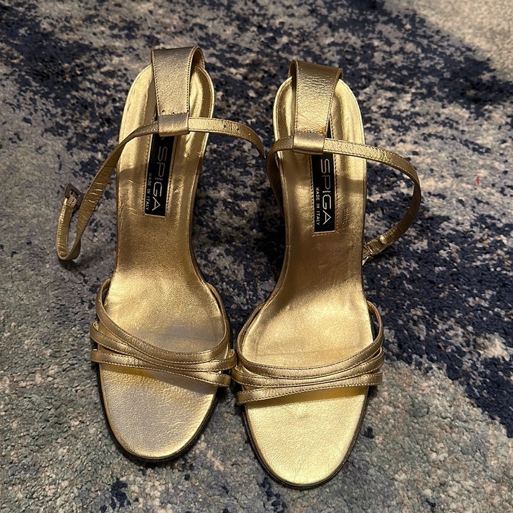 Via Spiga Gold Womens Heels
